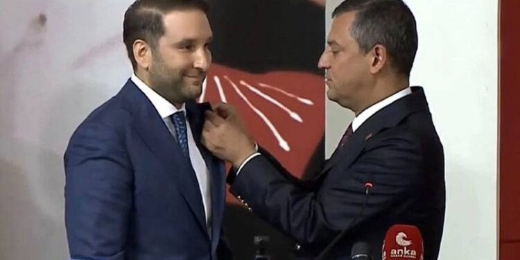 Eski İYİ Partili Bilal Bilici, CHP’ye katıldı