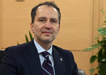 Fatih Erbakan: 'Milli Kaynaklar Canavarlara Gidiyor'