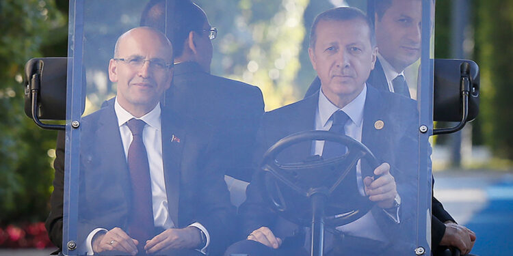 Fehmi Koru’dan fıkra: Ya eşek ölür, ya padişah ölür, ya da ben ölürüm…