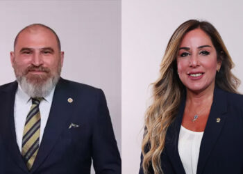 Fenerbahçe Yönetim Kurulu'nda 2 istifa birden