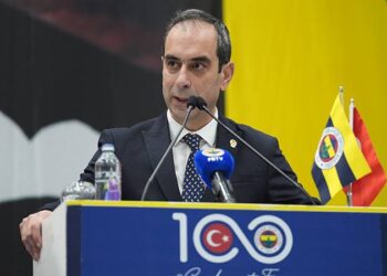 Fenerbahçe düşmanlarının topuyla tüfeğiyle saldırıya geçtiği organize bir eylem