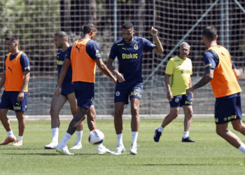 Fenerbahçe'de Göztepe Maçı Hazırlıkları Başladı