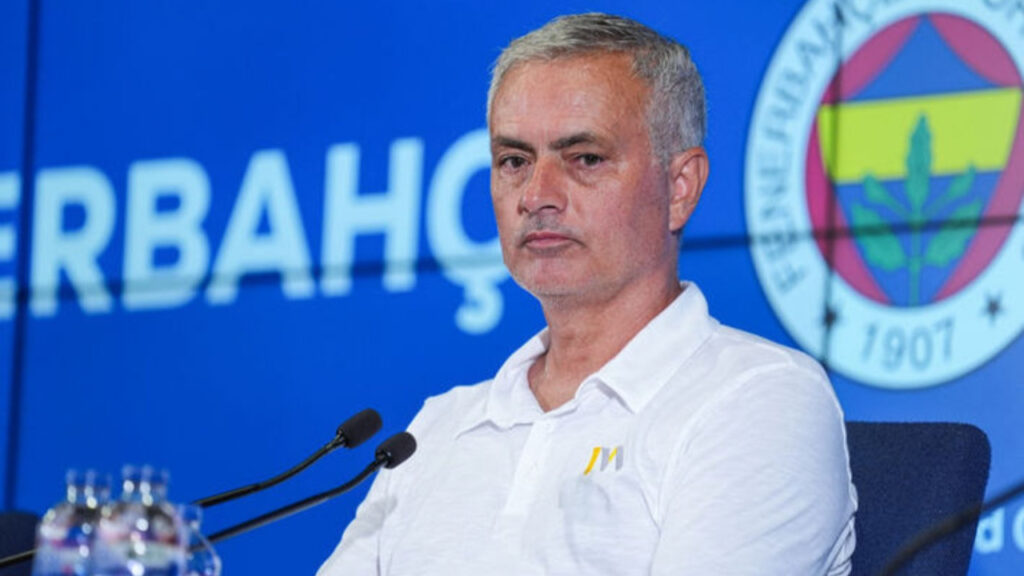 Fenerbahçe'den Mourinho Açıklaması: 'Hocamızın Sözleri Kasten Saptırılıyor'