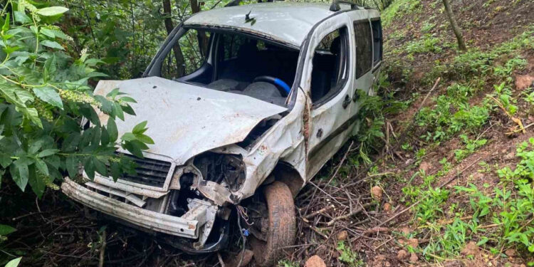 Giresun'da Otomobil Takla Attı: 1 Ölü, 1 Yaralı