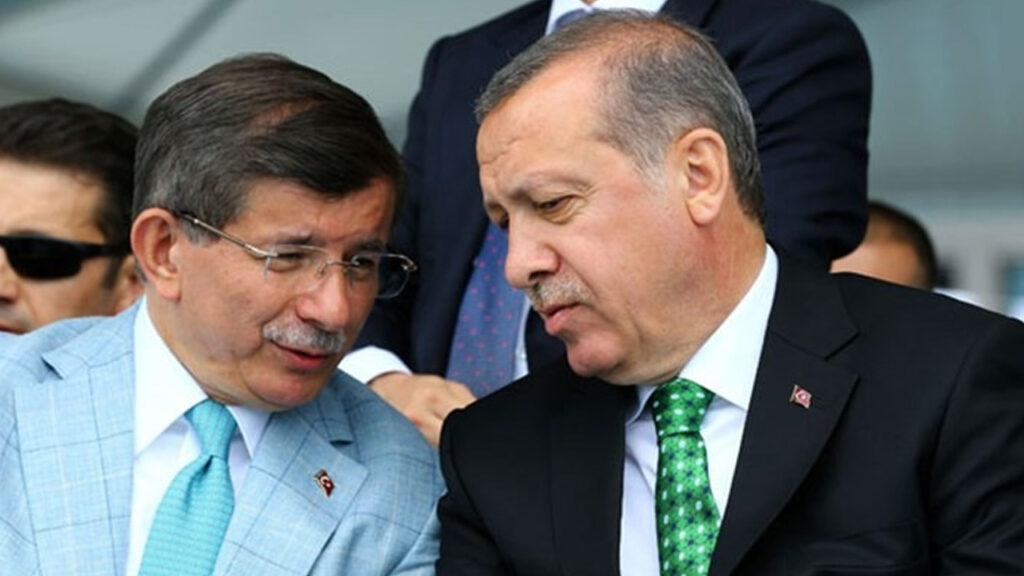 Görüşme Talimatı Davutoğlu'ndan! Gelecek Partisi, AKP'ye mi Geçiyor?