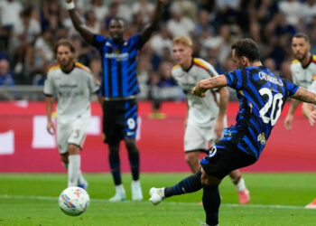 Hakan Çalhanoğlu Attı, Inter Liderlik Koltuğuna Oturdu