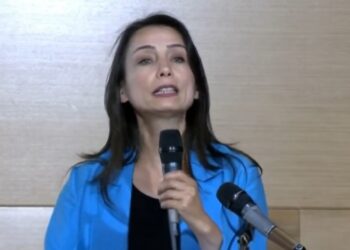 Hatimoğulları 'Ekmek ve Adalet' buluşmasında: Bu rejimin sonu geldi