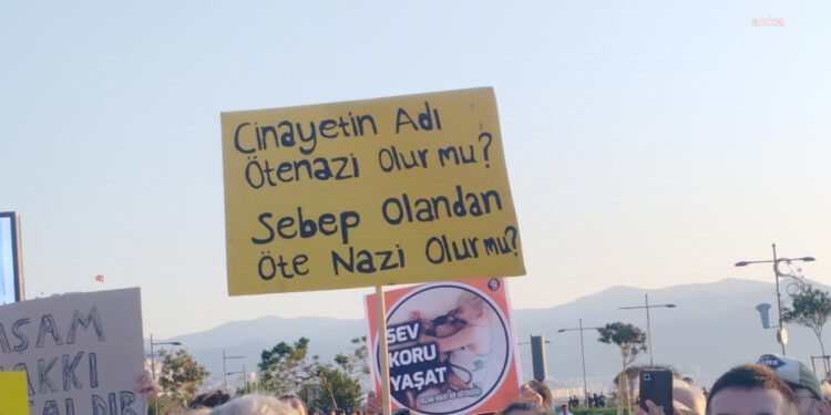 Hayvan Severlerden 'Kanlı Yasa' Çağrısı