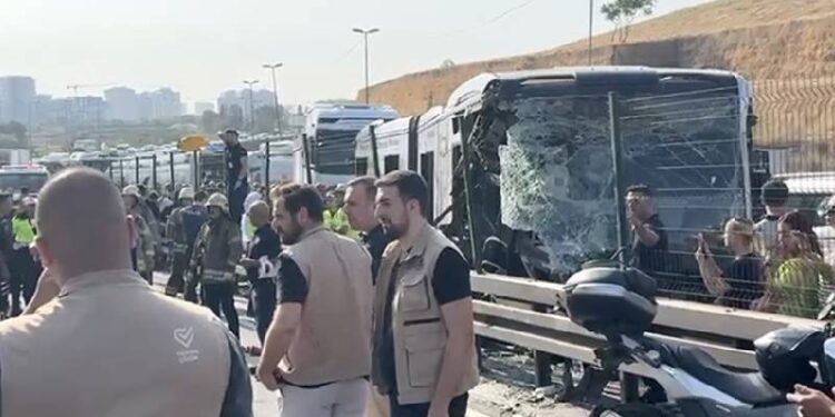 İETT'den metrobüs kazasıyla ilgili açıklama