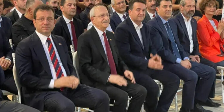 İmamoğlu ve Kılıçdaroğlu, Düğünde Bir Araya Geldi