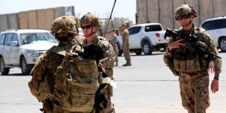 Irak'ta Ayn el-Esad Üssü'ne roket saldırısında ABD askerleri yaralandı