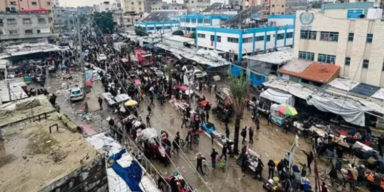 İsrail, Gazze'de Pazar Yerini Bombaladı: 9 Sivil Hayatını Kaybetti