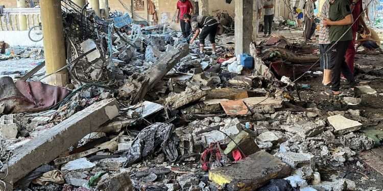 İsrail okula 'ABD'nin 1000 kiloluk bombalarını attı', Filistinli örgütler tek ses: 'ABD suç ortağı, dünya İsrail'i durdurmalı'