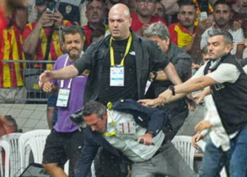 İzmir'de Olaylı Gece: Fenerbahçe’den Çok Sert Göztepe Açıklaması