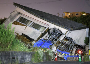 Japonya'da 'büyük deprem' uyarısı sürüyor: 707 belediyeye talimat