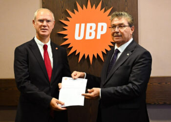 KKTC Başbakanı Üstel, Adaylık Başvurusunu Yaptı