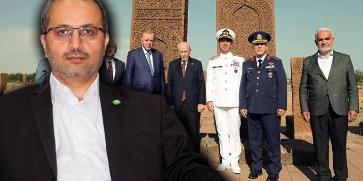 Komutanlarla poz veren HÜDA-PAR: Laiklik adı altında İslam düşmanlığı…