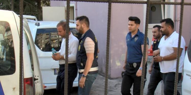 Küçükçekmece'deki metrobüs kazasına ilişkin soruşturma sürüyor: Gözaltı sayısı 10'a yükseldi