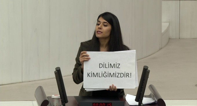 Kürtçe hizmet sorusuna ‘Türk devleti bölünmez’ yanıtı