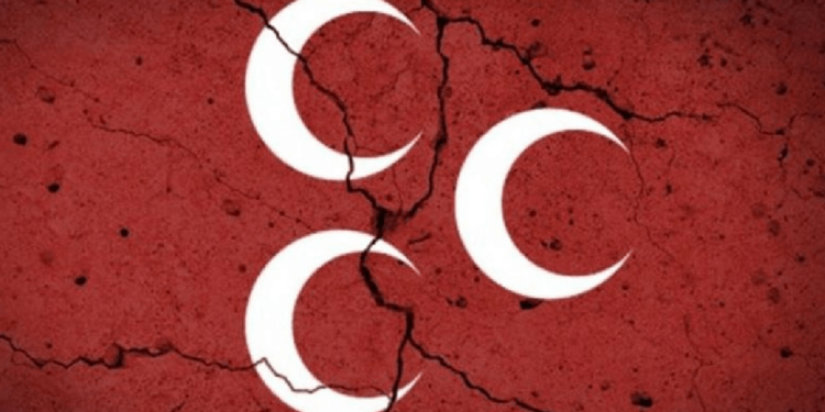 MHP'de Parti İçindeki Kriz İstifa Getirdi