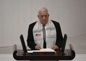 Mahmud Abbas, Meclis’te konuştu: Gazze’den sonra inşallah Kudüs-ü Şerif’e yöneleceğiz