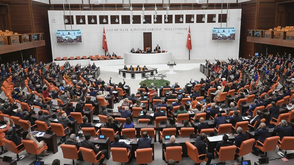 Meclis Dağılımı Yeniden Değişiyor: Tarih Verildi TBMM'de Yeni Bir Grup Kurulacak