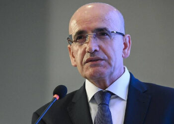 Mehmet Şimşek Toplantıyı Terk Etti mi? Kulisleri Hareketlendiren İddiaya Jet Açıklama