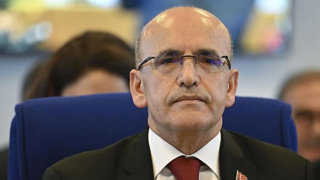 Mehmet Şimşek’in “istifasıyla” ilgili yeni iddia: “Şimşek’i kaçırmaya çalışanlar Saray’daki bazı danışmanlar”