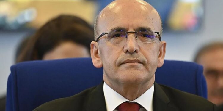 Mehmet Şimşek’in “istifasıyla” ilgili yeni iddia: “Şimşek’i kaçırmaya çalışanlar Saray’daki bazı danışmanlar”