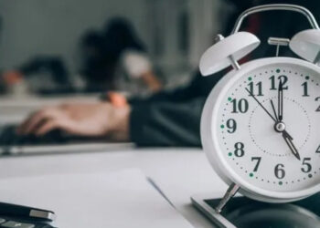 Milyonlarca Çalışanı İlgilendiriyor! Mesai Saatleri Azalıyor Mu?