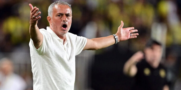 Mourinho Bir Oyuncunun Daha Üstünü Çizdi