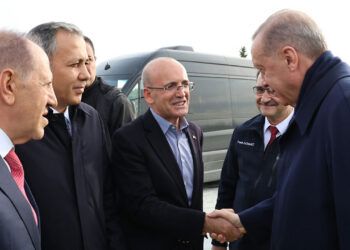 Mümtaz’er Türköne: Mehmet Şimşek’i görevden alacak bir güç Türkiye’de yok