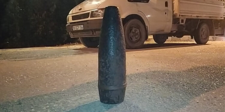 Oğlu babasını ihbar etti: Evde 100 yıllık top mermisi bulundu