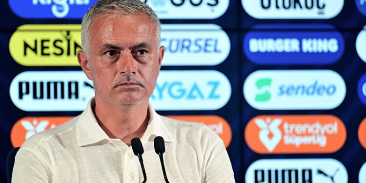 Okan Buruk kart görmüyor ama ben görüyorum