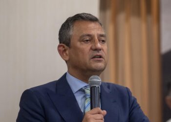 Özel’den Kılıçdaroğlu’na açılan davaya tepki: Cesedimi çiğnemeniz lazım