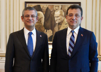 Özgür Özel ve Ekrem İmamoğlu Paris’e Gidiyor! Filenin Sultanları’nı Birlikte İzleyecekler