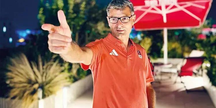 Rahatlık gibi görünüyor ama içimizde ne fırtınalar kopuyor bilemezsiniz