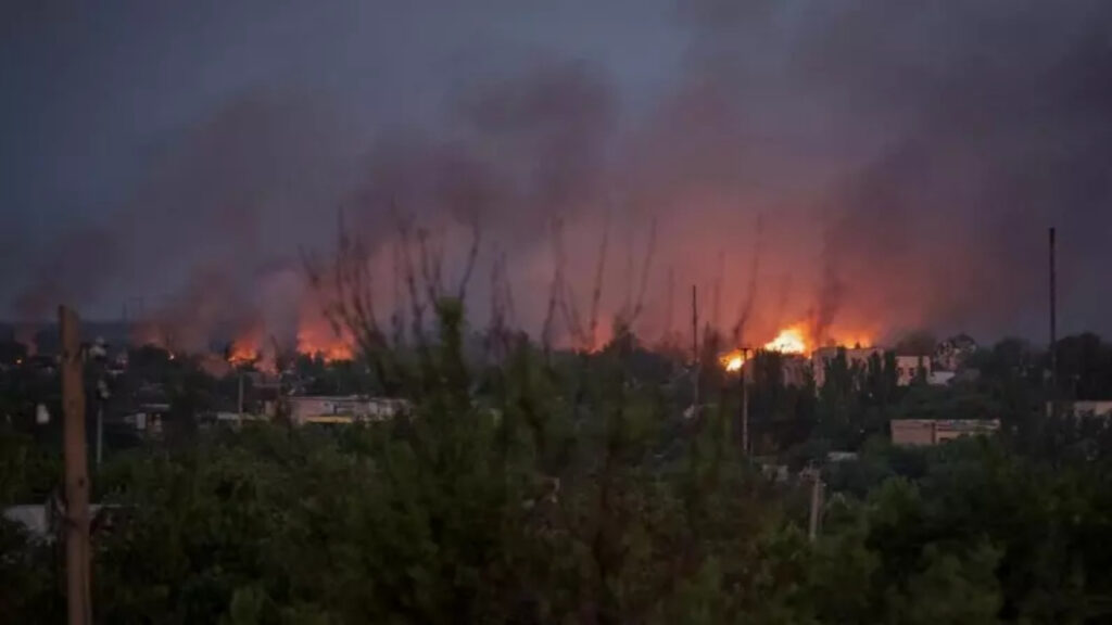 Rusya Donetsk'te Sviridonovka Yerleşim Bölgesini Ele Geçirdi