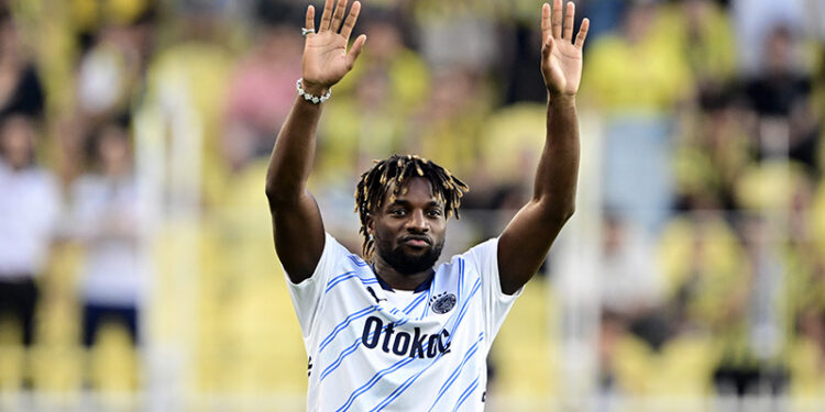 Saint-Maximin, Fenerbahçe hakkında konuştu: Mourinho'yu reddedemezsiniz