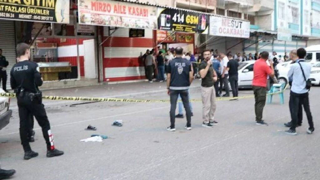 Şanlıurfa'da Akrabaların Alacak Kavgasında Kan Aktı: 3 Ölü, 4 Yaralı