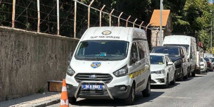 Şişli’de Rum Ortodoks Mezarlığı’nda kaçak kazı yapıldı