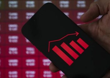 Son 4 ayda carry trade ile 20.3 milyar dolar geldi