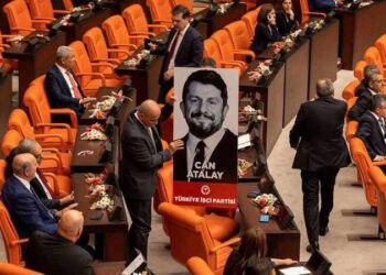 Sorumluluk TBMM'de, karar verilmesine yer yok