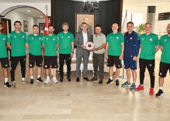 TFF Başkanı Hacıosmanoğlu'ndan Sivasspor'a Ziyaret