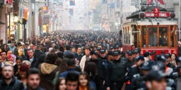 TÜİK: İşsizlik ikinci çeyrekte değişmedi