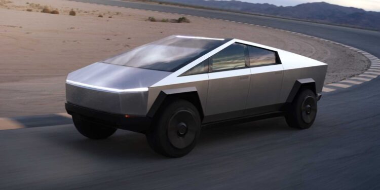 Tesla en ucuz Cybertruck'ın fiyatını 100 bin dolara çıkardı