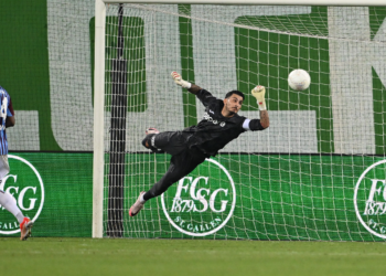 Trabzonspor St Gallen Maçında Gol Sesi Çıkmadı! Rövanş 29 Ağustos'ta Oynanacak