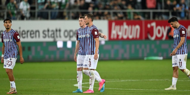 Trabzonspor, UEFA Konferans Ligi’ne Veda Etti