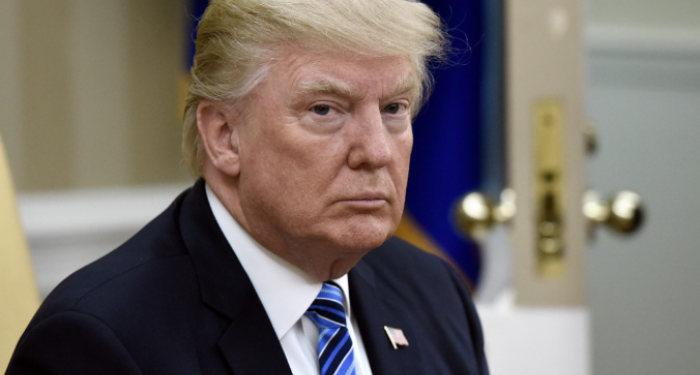 Trump rehine takasını eleştirdi, Putin’i tebrik etti