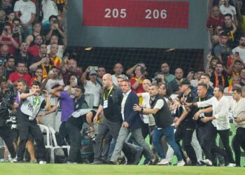 Tüm paydaşları sağduyuya davet ediyoruz